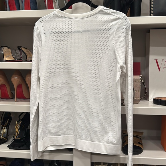 Lululemon Breeze long sleeve vented white top size 10 - Picture 8 of 9